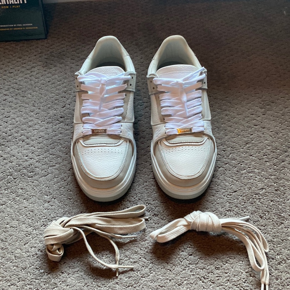 REPRESENT - brand new sneakers! Size8.5 US Runs Big . Fits like size 9US
